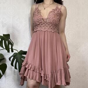 Free People Dusty Pink Lace Babydoll Mini Dress Womens Medium Ruffle Hem Boho